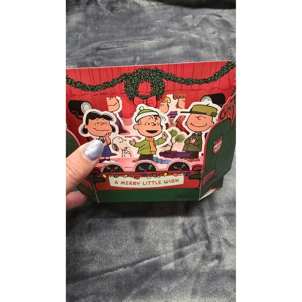 Hallmark Paper Wonder Peanuts Charlie Brown Christmas Musical Pop-Up Card Light